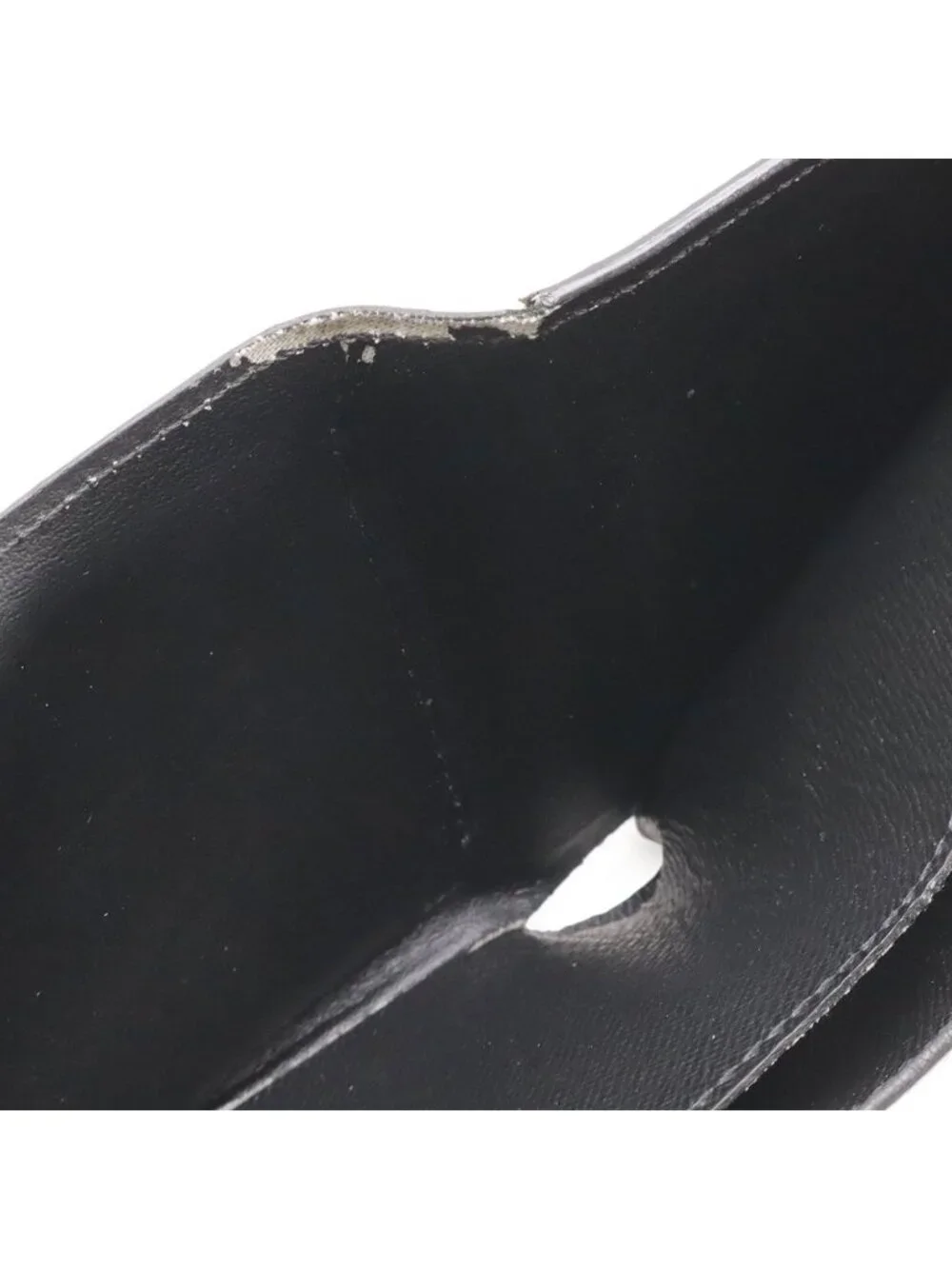 Louis Vuitton Taiga Portefeuille Marco NM Bifold Wallet Leather Noir Black